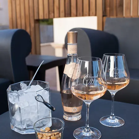 Cosy, & Hotel Saint-Tropez