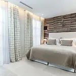 Cosy, & Hotel 5*