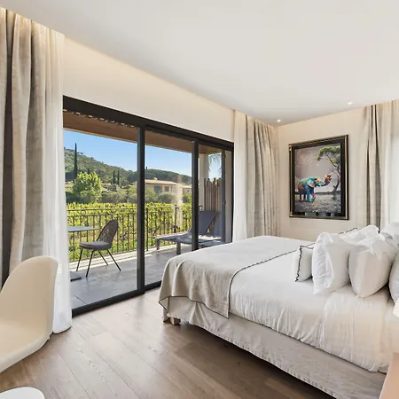 Cosy, & מלון 5*