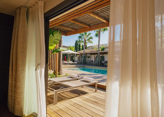 Cosy, & 5* Saint-Tropez